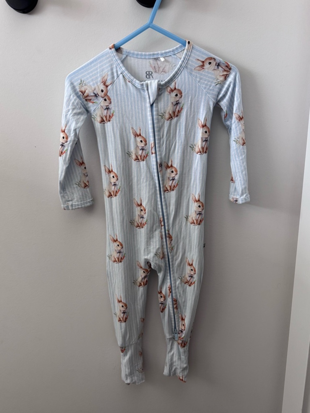 Like New Bums & Roses Bunny One-Piece Sleep Convertible Footie Romper — 9-12M